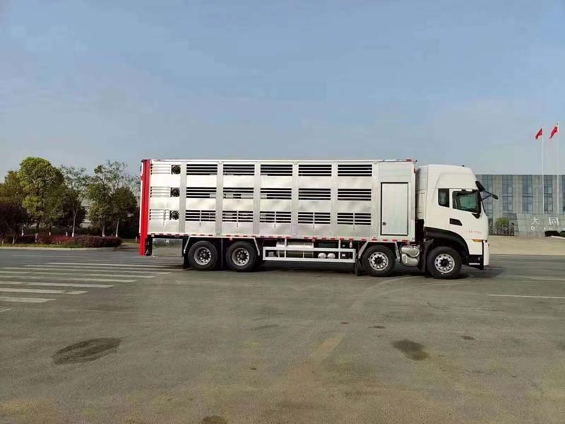 東風天龍拉豬車廠家直銷