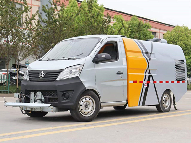長(zhǎng)安路面養(yǎng)護(hù)車藍(lán)牌性價(jià)高