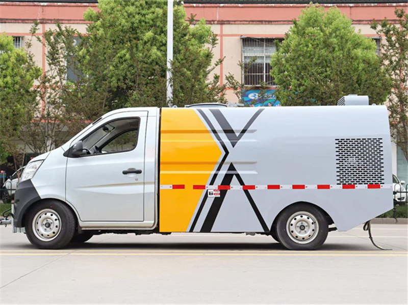 長(zhǎng)安路面養(yǎng)護(hù)車藍(lán)牌性價(jià)高