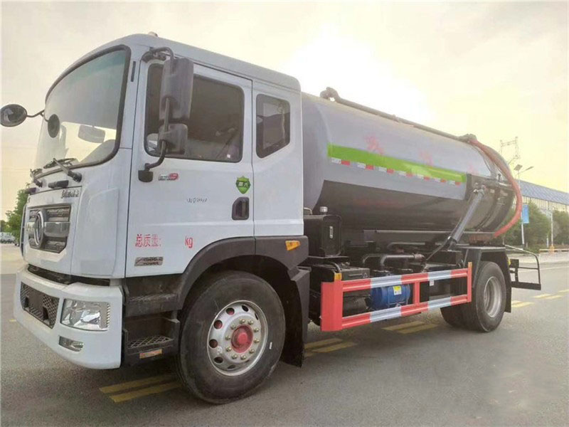 國(guó)六東風(fēng)D9吸污車(chē)公告齊全
