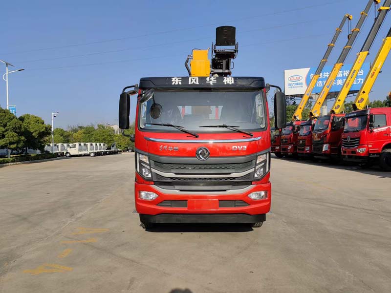 徐工8噸五節(jié)?臂直?隨車吊現(xiàn)車特價
