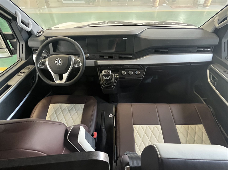 東風(fēng)御風(fēng)房車現(xiàn)車低價出售