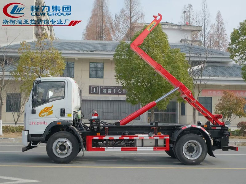 重汽豪曼3900軸距勾臂垃圾車