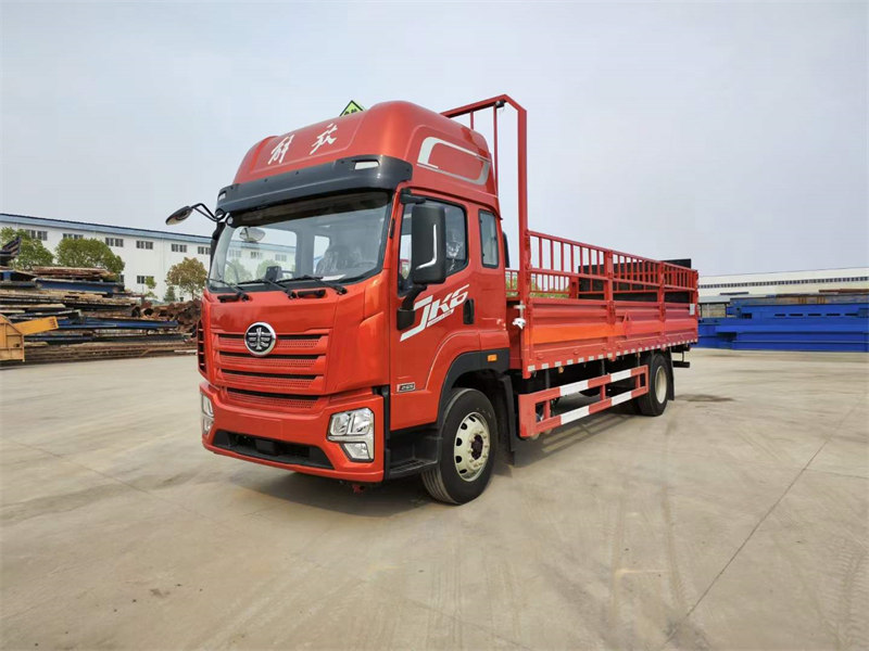 解放6.8氣瓶車6缸250馬力穩(wěn)性好