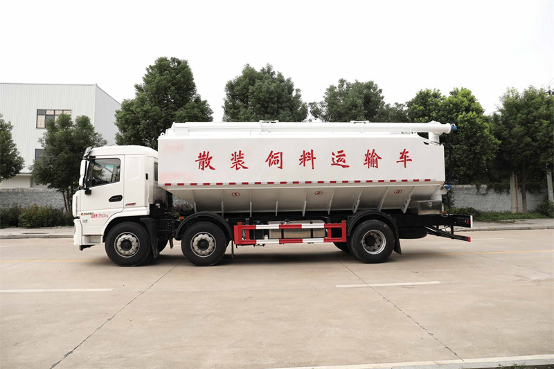 福建漳州訂購一臺陜汽軒德翼6散裝飼料運(yùn)輸車