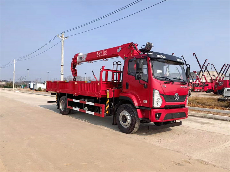 陜汽軒德X9長興8噸隨車吊送遮陽傘
