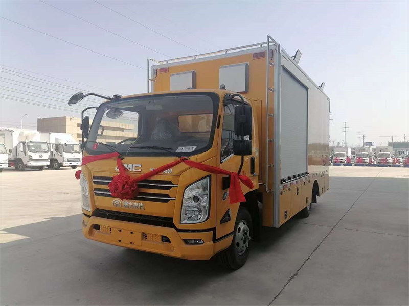 江鈴凱銳救險(xiǎn)車特價(jià)出售