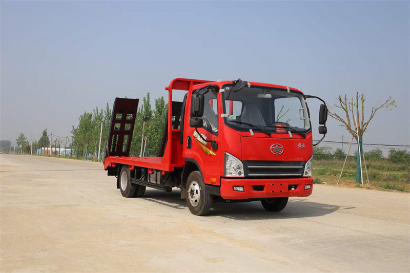 解放虎VH藍(lán)牌平板運(yùn)輸車170馬力