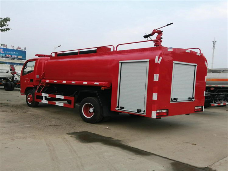 福瑞卡消防灑水車一口價(jià)