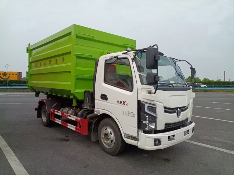 飛碟奧馳X2勾臂式垃圾車