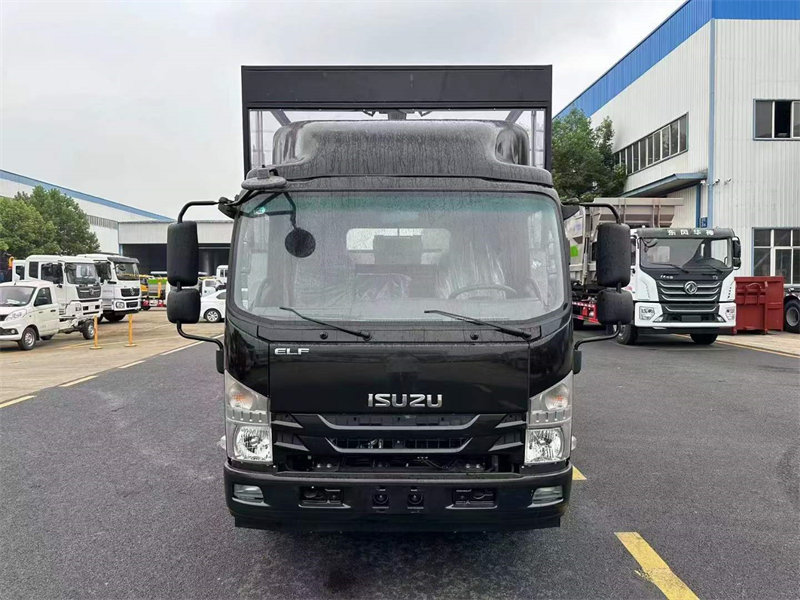 五十鈴全落地透明翼展箱清障車助力七夕