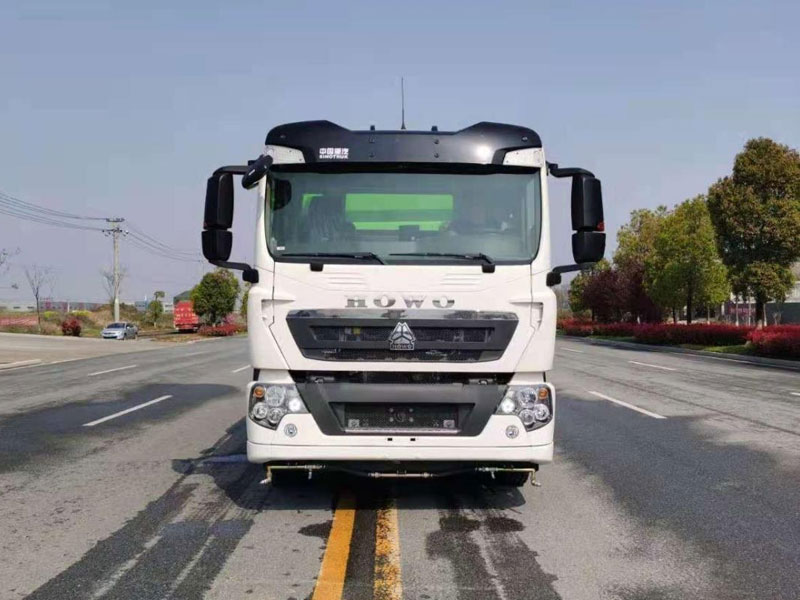 重汽豪沃洗掃車CL5182TXS6QZ3