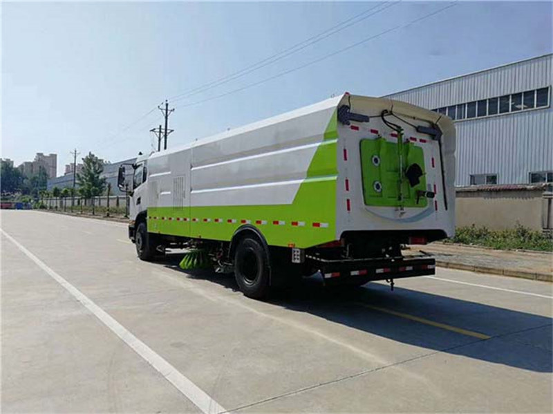天然氣路面洗掃車生產(chǎn)廠家