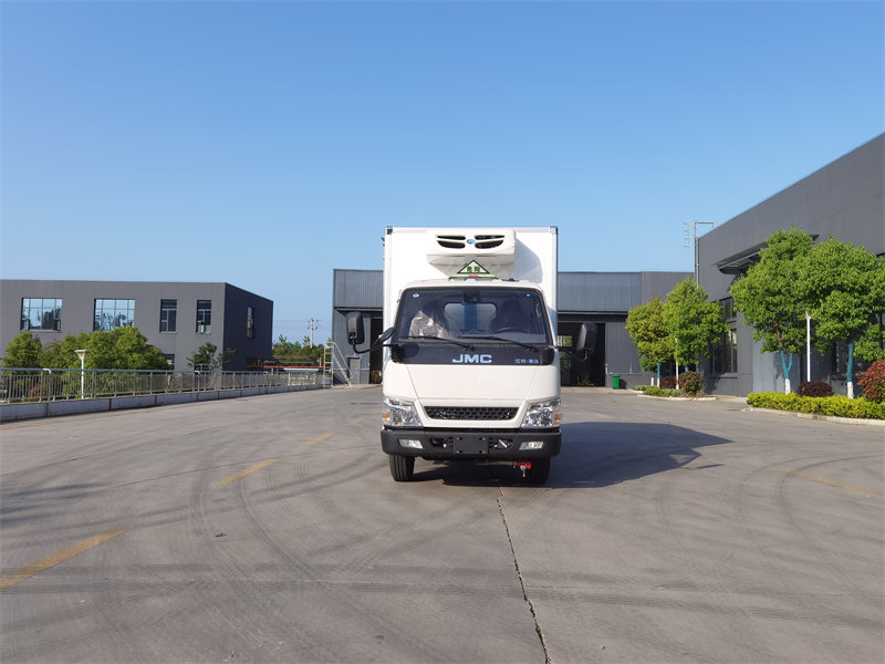 江鈴窄體醫(yī)療廢物轉運車新款2.5排量