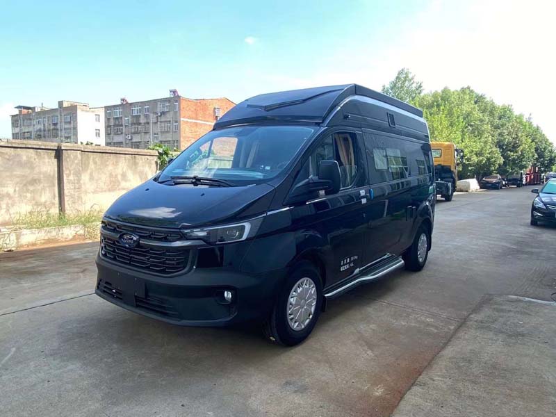 福特V362中軸中頂旅居車性價(jià)比高