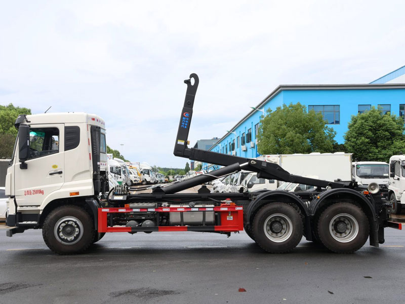 重汽豪沃后雙橋車廂可卸式垃圾車