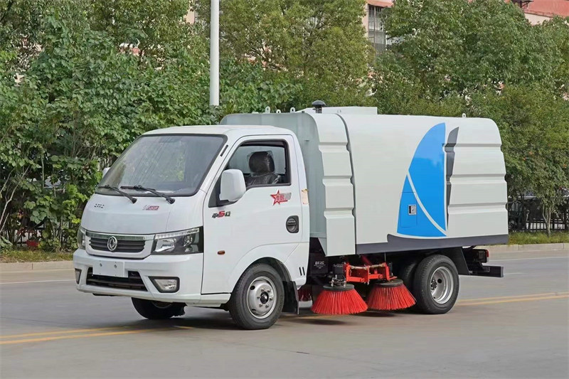 東風(fēng)途逸掃路車(chē)現(xiàn)車(chē)特價(jià)