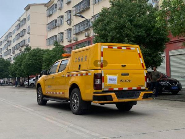 程力威牌五十鈴皮卡600方排澇救險車