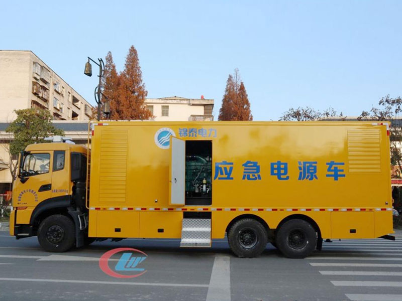 東風(fēng)天龍后雙橋500-1000KW電源車