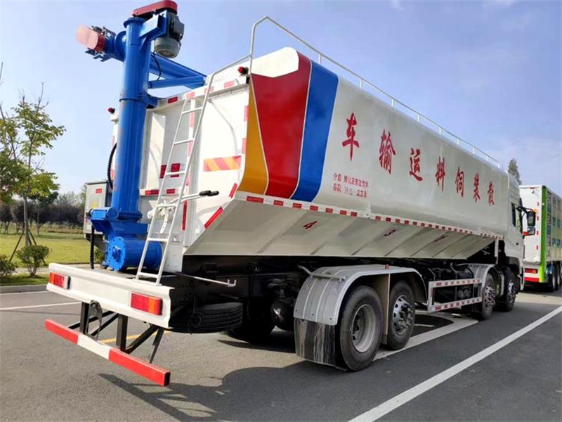 40方散裝飼料車多少錢一臺(tái)