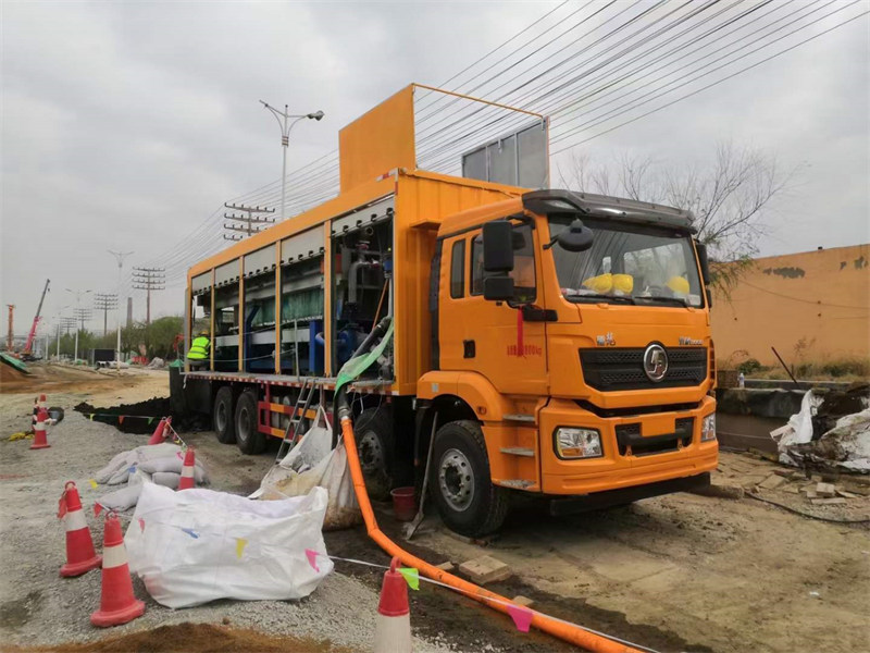 前四后八泥漿處理車生產(chǎn)廠家