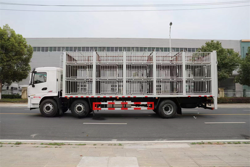 陜汽翼6小三軸畜禽車新品推薦