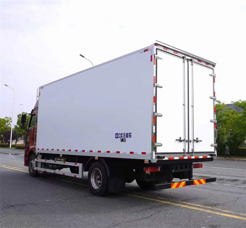 國(guó)六解放J6G冷藏車280馬力