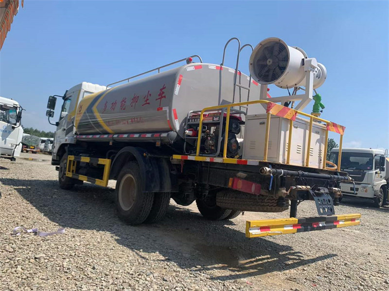 二手國六東風(fēng)12方灑水車大平臺帶柴油30米霧炮