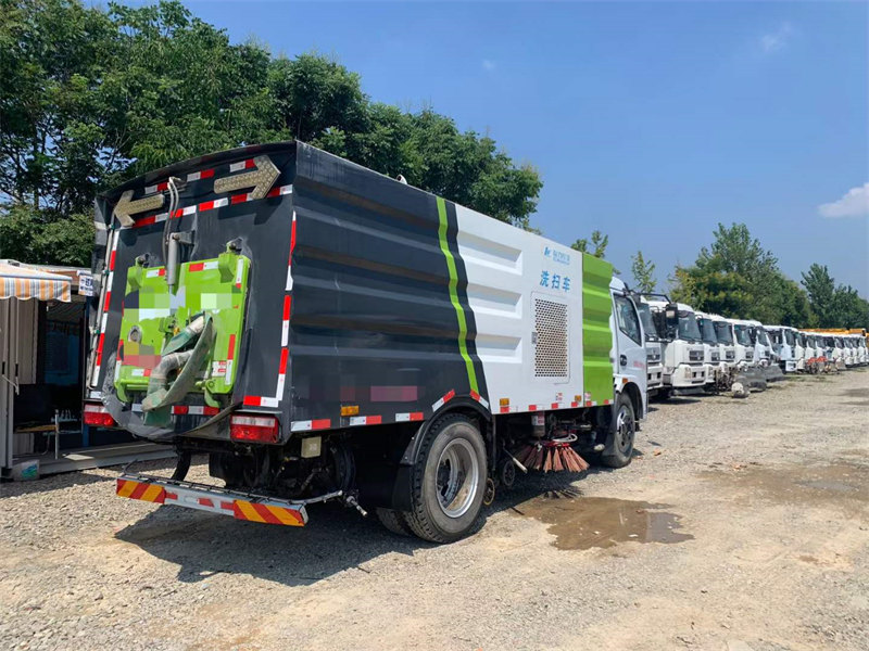 二手國六東風(fēng)福瑞卡4水5塵洗掃車
