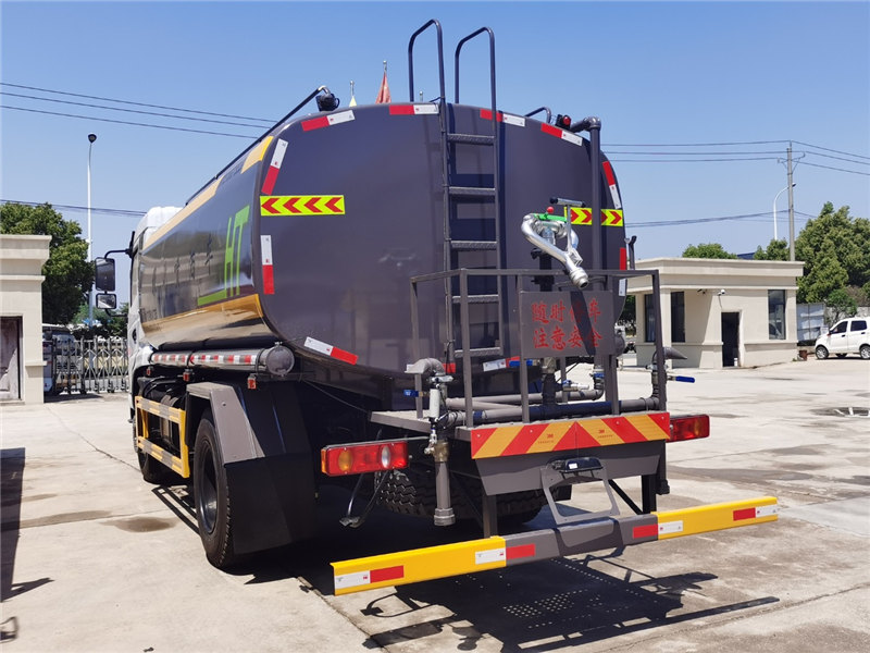 15噸國六東風K6灑水車環(huán)保免征齊全