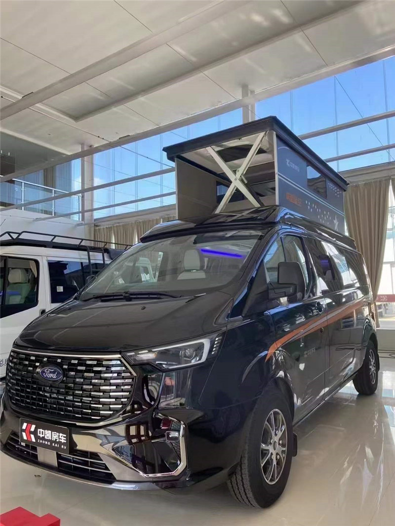 福特V362升頂房車可下地庫六座商務(wù)房車