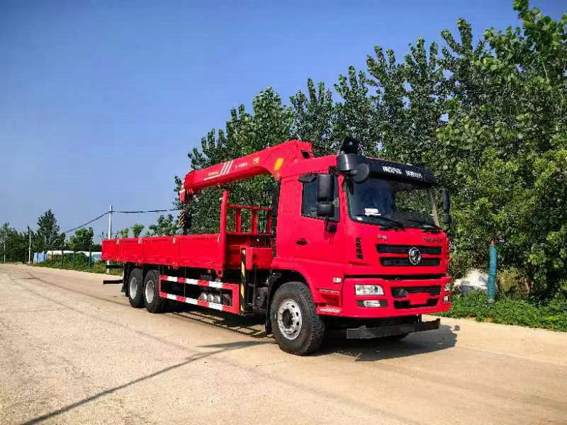 三一12噸隨車吊只要38.8萬帶回家