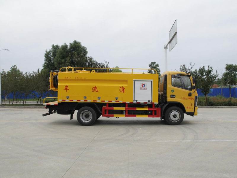 東風(fēng)大多利卡D7高壓清洗車