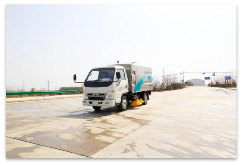 小卡之星2掃路車配置介紹