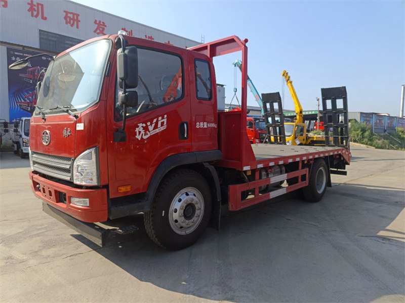 解放新款虎VH平板運(yùn)輸車3950軸距