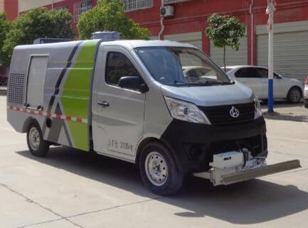 藍(lán)牌CLW長安路面清洗養(yǎng)護(hù)車