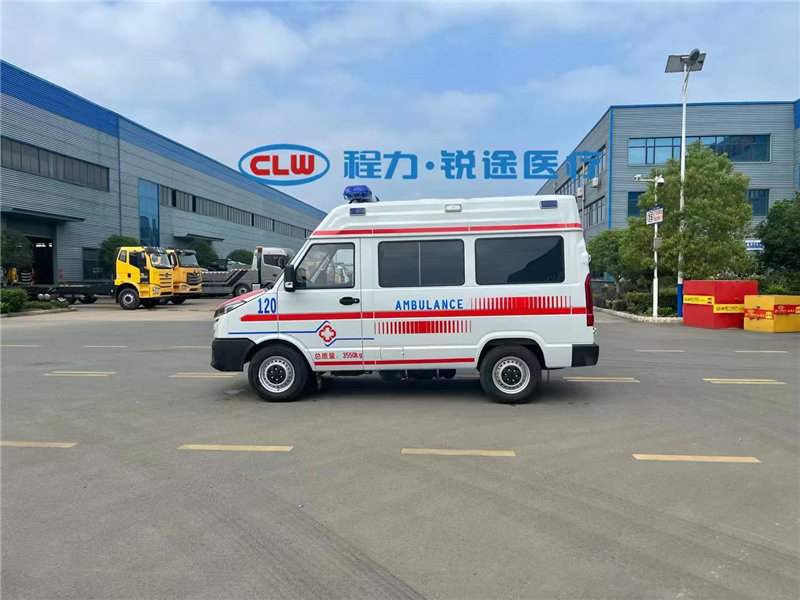 依維柯全新得意A35救護(hù)車(chē)煥新上市