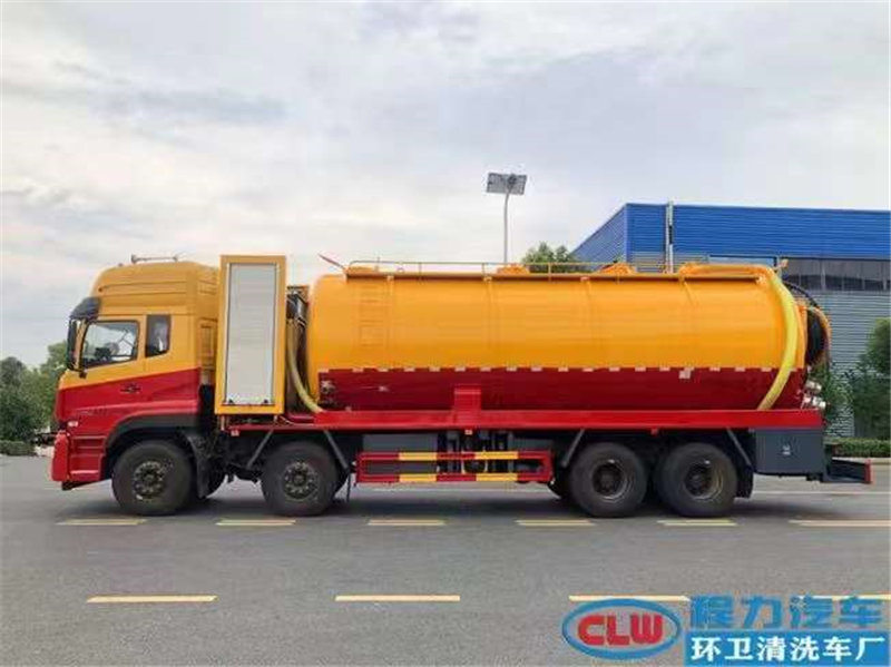 東風(fēng)天龍清洗吸污車東風(fēng)465馬力國六發(fā)動機