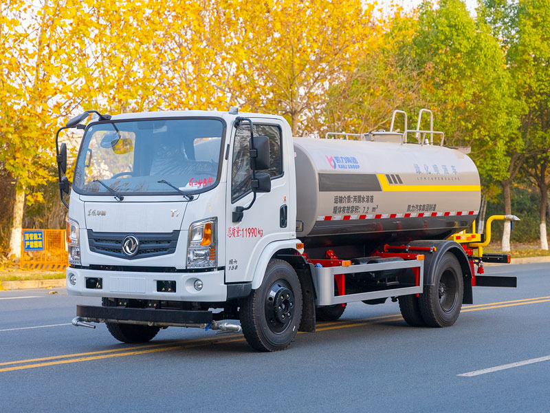 云內(nèi)150馬力9.3方東風華神T1灑水車
