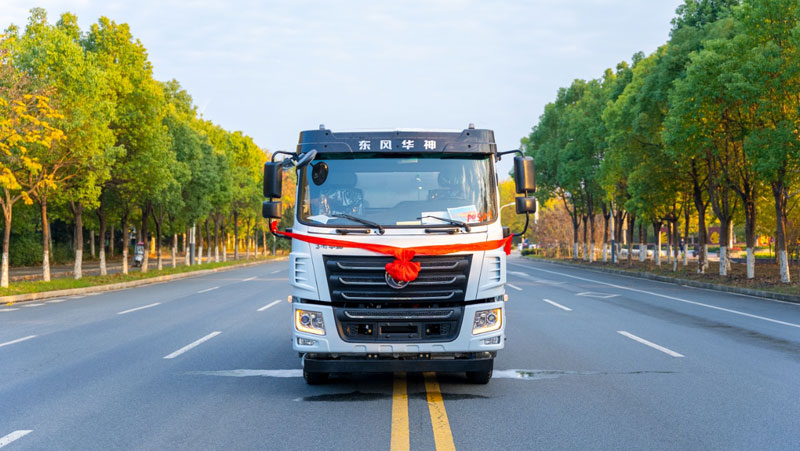 玉柴165馬力12方東風華神KL5灑水車