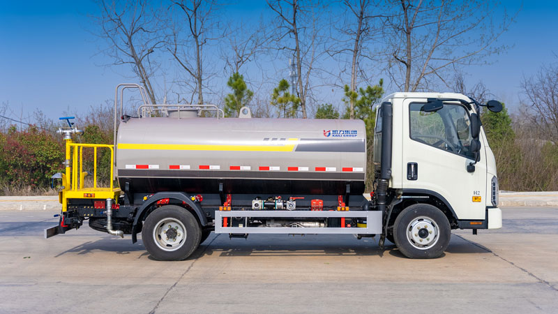 130馬力5方福田H2灑水車