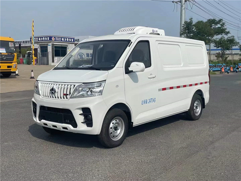 國(guó)六長(zhǎng)安睿行M60面包冷藏車9月報(bào)價(jià)