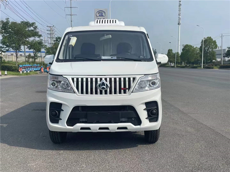 國(guó)六長(zhǎng)安睿行M60面包冷藏車9月報(bào)價(jià)