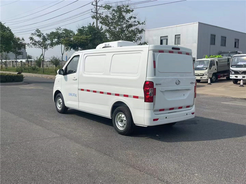 國(guó)六長(zhǎng)安睿行M60面包冷藏車9月報(bào)價(jià)