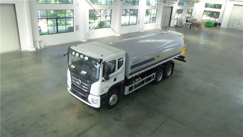 22方東風(fēng)華神T5后雙橋?yàn)⑺?chē)評(píng)測(cè)玉柴YCS06245-60A