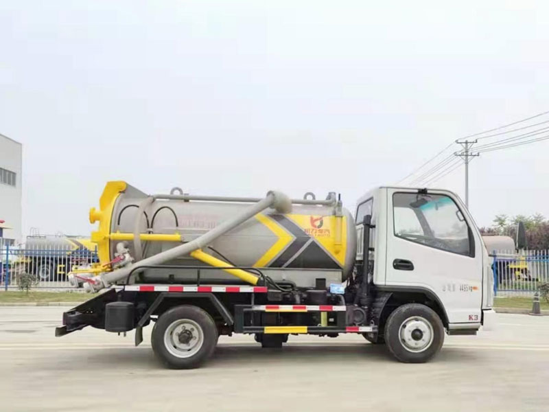 國(guó)六2方凱力風(fēng)牌凱馬吸污車