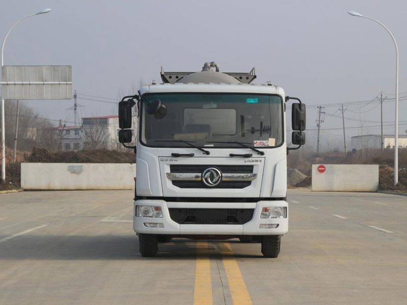 國(guó)六12方凱力風(fēng)牌東風(fēng)D9吸污車(chē)