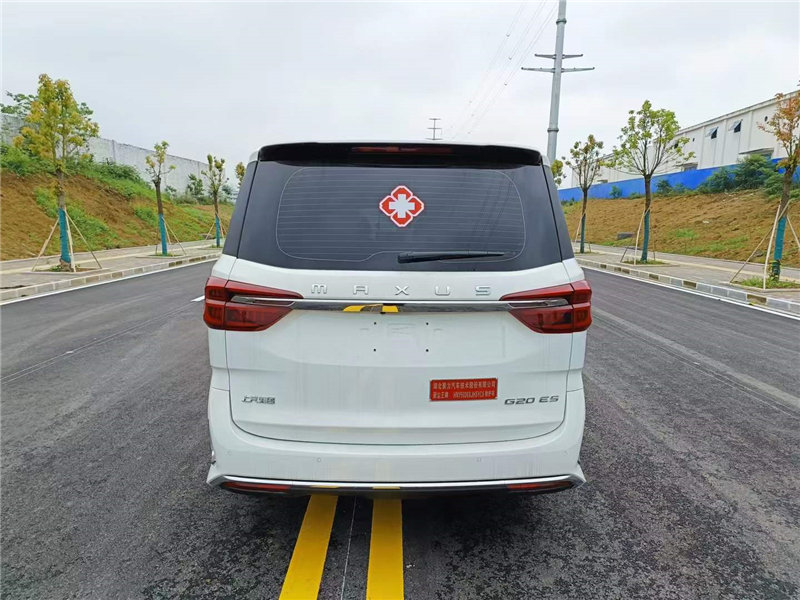 上汽大通G20轉(zhuǎn)運(yùn)型救護(hù)車評(píng)測(cè)前置后驅(qū)驅(qū)動(dòng)