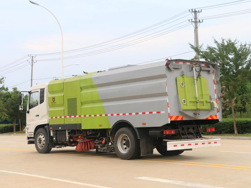 國(guó)六CLW東風(fēng)天錦洗掃車(chē)清水箱9方污水箱7方