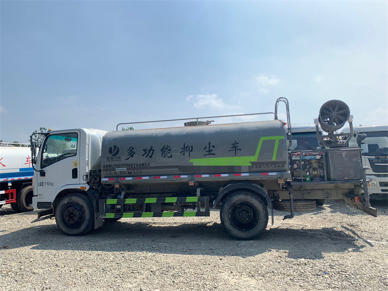 二手精品10方東風(fēng)華神T1灑水車帶30米霧炮
